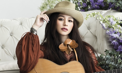 Từ Nhược Tuyên khoe vẻ đẹp 'như hoa như ngọc'