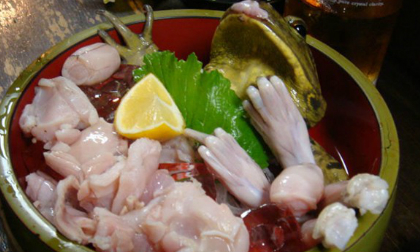 Những món ăn gây rùng mình khắp thế giới 