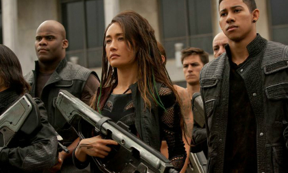 'Insurgent' - sống hạnh phúc với những kẻ nổi loạn?