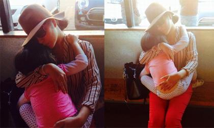 'Rơi nước mắt' trước bức ảnh Thúy Nga ôm con ngủ