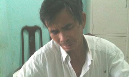 Dân trói gô “nghịch tử” đánh mẹ 88 tuổi, giao công an