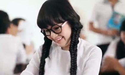 ‘Sốt sình sịch’ clip cưới của cặp đôi Việt kiều quay ở Đà Nẵng