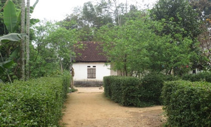 Vợ ôm con 8 tuổi nhảy xuống sông vì chồng đòi ly hôn