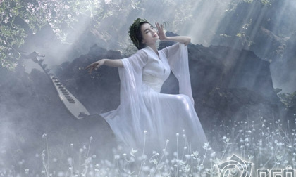 Ca sĩ Mỹ An hóa tiên nữ đẹp kiêu sa