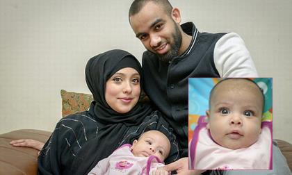 Em bé 7 tuần biết nói 'I love you'