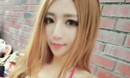 Bất ngờ trước vẻ quyến rũ của cô giáo tiểu học Trung Quốc