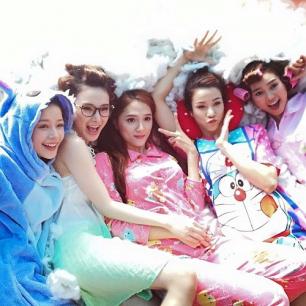 Chi Pu hóa thân siêu nhí nhảnh cùng thí sinh Bước nhảy hoàn vũ