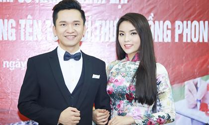 Hoa hậu Kỳ Duyên về trường cũ làm MC