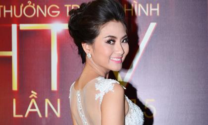 Ngọc Lan khoe sắc lộng lẫy với đầm trắng