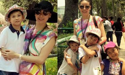 Hà Kiều Anh hào hứng cho các con đi Thảo Cầm Viên