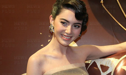 'Ma nữ' Mai Davika già dặn với kiểu tóc mới