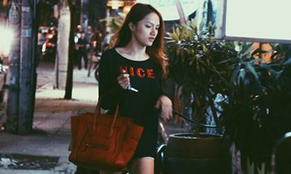 Hương Giang Idol diện mốt giấu quần, ‘lẻ bóng’ đi ăn tối