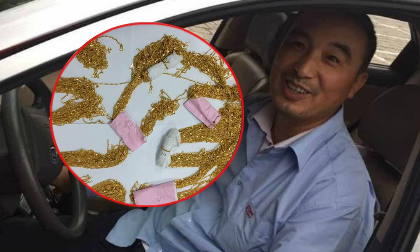 Tài xế taxi trả 300 dây chuyền vàng cho người mất