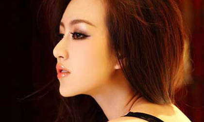 Bất cứ lúc nào, đàn bà cũng phải làm đẹp