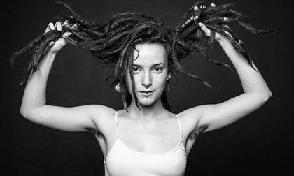 Suy nghĩ thú vị của những cô gái để lông nách làm đẹp