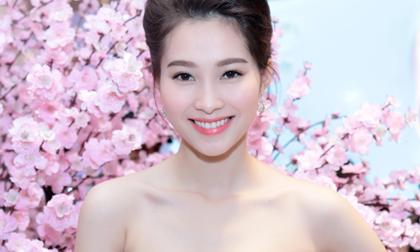 Đặng Thu Thảo khoe vẻ đẹp mong manh ‘vạn người mê’ 