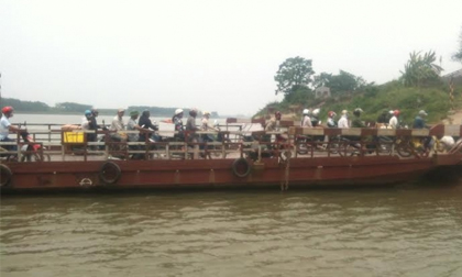 Phát hiện thi thể 2 nữ sinh có vết bầm trên người