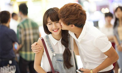 Khoảnh khắc ngọt ngào của B Trần và Quỳnh Anh Shyn 