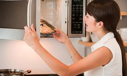 Những thực phẩm 'cấm kị' không được cho vào lò vi sóng