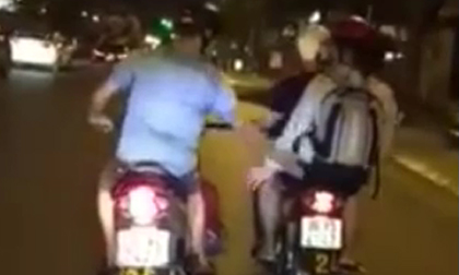 Thanh niên biến thái, sàm sỡ thiếu nữ giữa đường