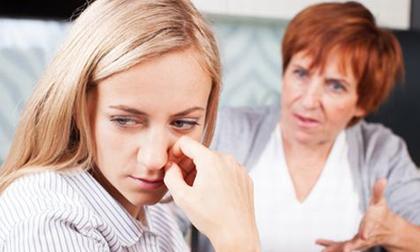 Nhà chồng 'trấn lột' tiền mừng ngay sau đám cưới