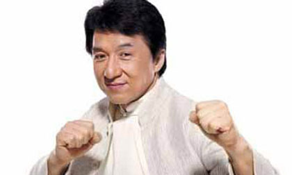 Thành Long 'sốc' trước tin mình qua đời vì đau tim