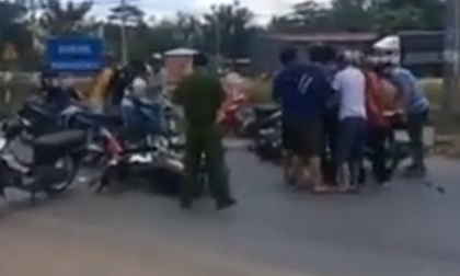Cảnh sát dàn xe máy bắt buôn lậu như phim hành động