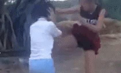 Nữ sinh bị bà bầu đánh tả tơi giữa phố