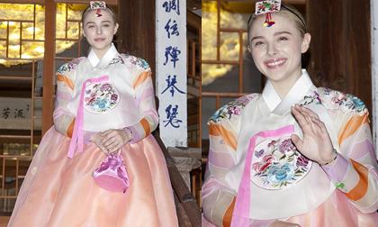 'Dâu cả' nhà Beck đẹp lạ với trang phục Hanbok