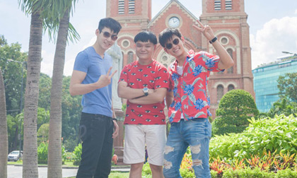 Hai diễn viên Thái dạo chơi Sài Gòn sau khi dự Đêm hội chân dài 9