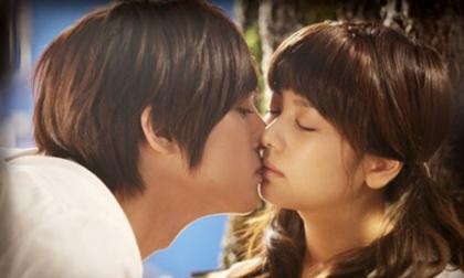 Nụ hôn đầu của phụ nữ và những điều đàn ông nên biết