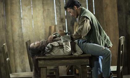 Lộ ‘cảnh nhạy cảm’ giữa Trần Bảo Sơn và Vũ Ngọc Anh 