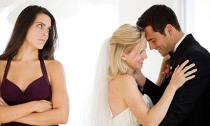 Tận mắt chứng kiến chồng ngoại tình với cô gia sư