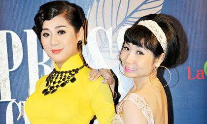 Uyên Thảo diện váy xẻ đùi ‘đọ dáng’ với Lâm Chi Khanh