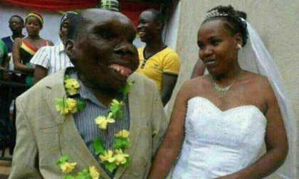 Người đàn ông xấu xí nhất Uganda lấy vợ hai và có 8 con 