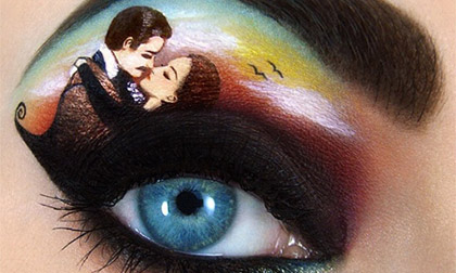 Cô gái vẽ ra tác phẩm nghệ thuật trên mí mắt