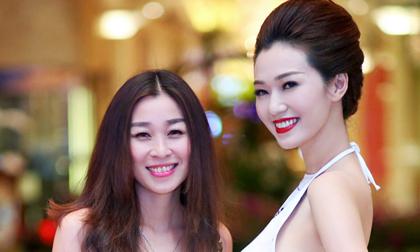 Khánh My khoe đường cong bốc lửa bên chị gái