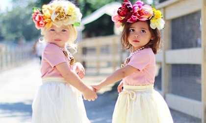 Đôi bạn nhí gây 'sốt' với thời trang như fashionista