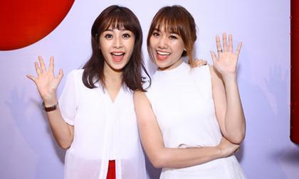 Vắng Gil Lê, Chi Pu thân thiết với Hari Won