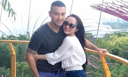 Vợ chồng Quỳnh Nga tình tứ du hí Singapore 