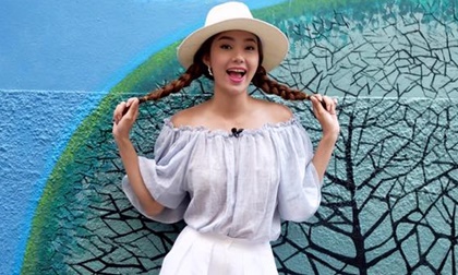 Minh Hằng tóc tết, khoe vai trần gợi cảm 