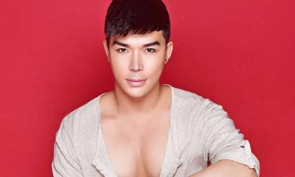 Nathan Lee khoe ngực vạm vỡ, săn chắc đầy mê hoặc