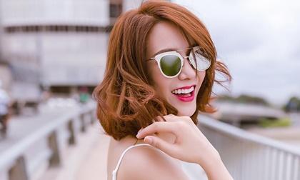 Diệp Lâm Anh khoe bờ vai nõn nà, tự tin xuống phố