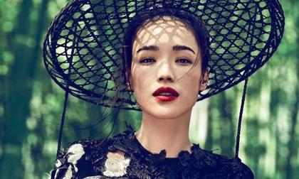 Thư Kỳ gây ám ảnh với vẻ đẹp ma mị