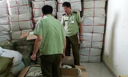 Thu giữ gần 1 triệu bao cao su rởm tại Hà Nội