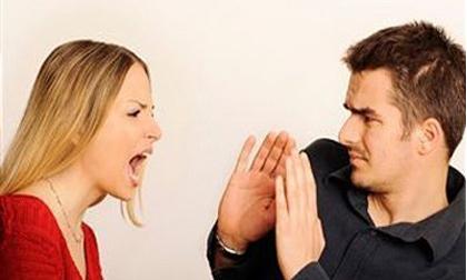 Bị vợ bạo hành, sỉ nhục tôi chỉ biết... khóc