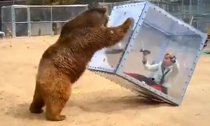 Rùng mình hậu trường quay phim truyền hình Nhật Bản