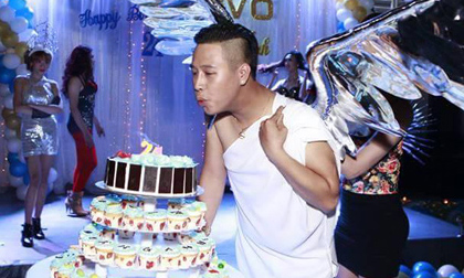 Hot boy 9x tổ chức sinh nhật 200 triệu, thu lời gấp 4 lần