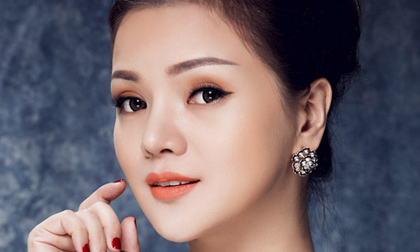 Á hậu Ruby Anh Phạm sang chảnh với style khoảng hở