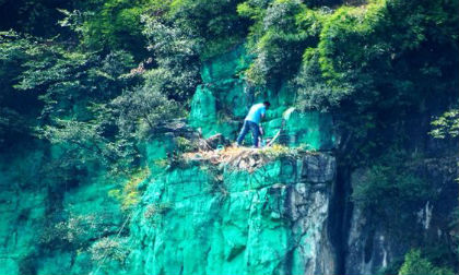 Sơn vách núi vì muốn hợp phong thủy